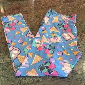TC NWOT LuLaRoe Leggings Disney DD11 3436